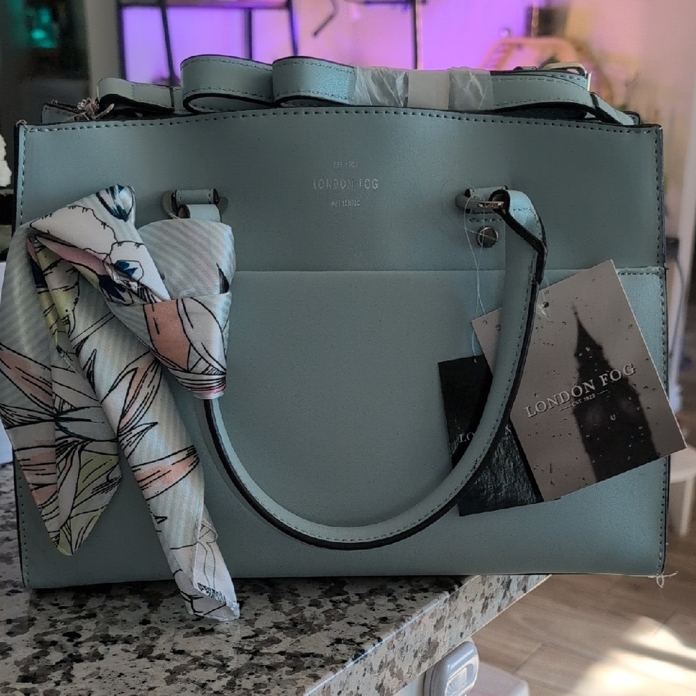 London Fog Mint Green Women's Bag
